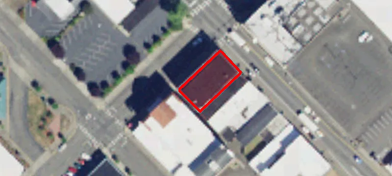702 Simpson Ave