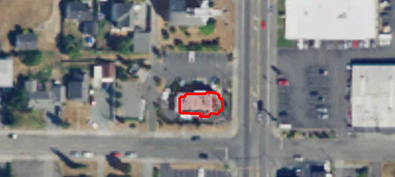 2820 Commercial Ave
