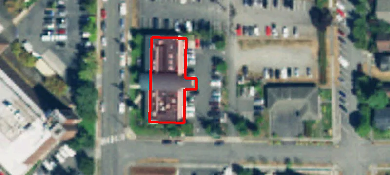 3131 Nassau St