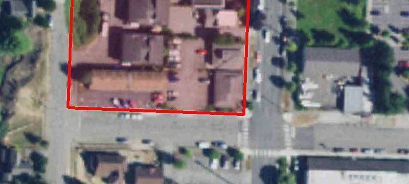 302 Maple Ave