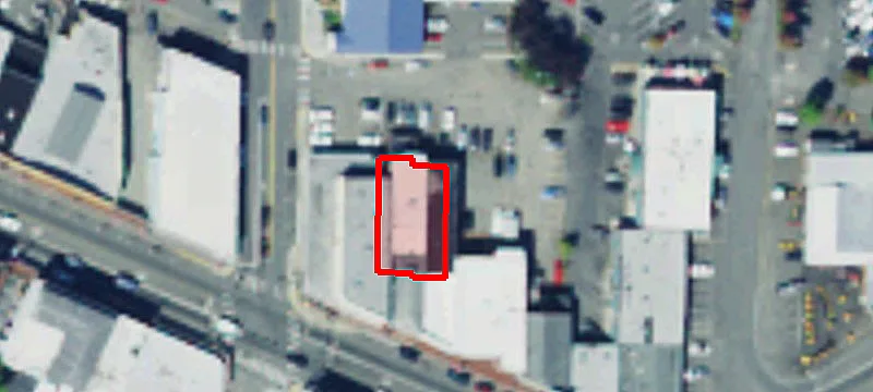809 Bay St