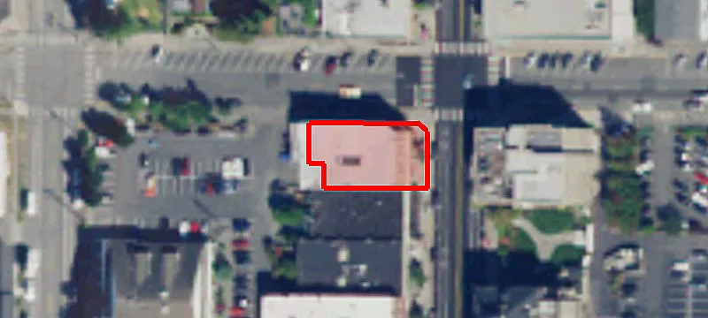 402 Commercial Ave