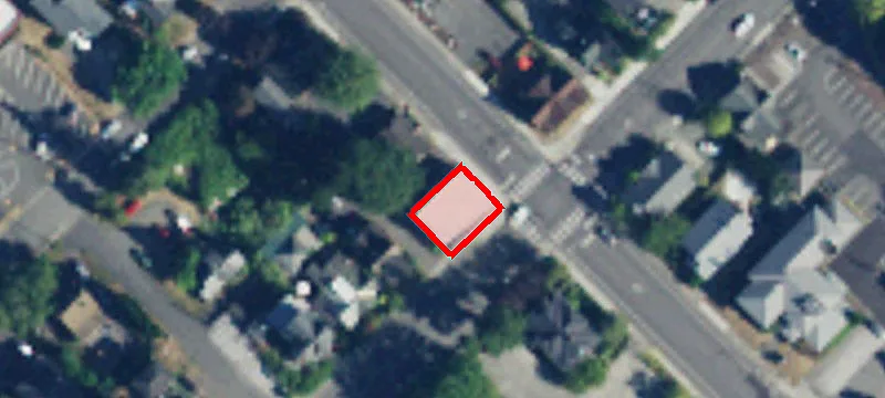 1001 Dupont St