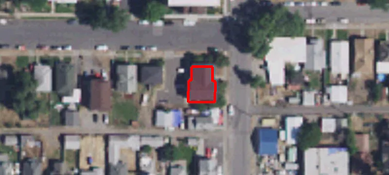 2824 Everett Ave