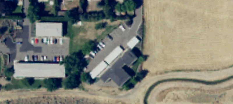 325 Cyn Dr