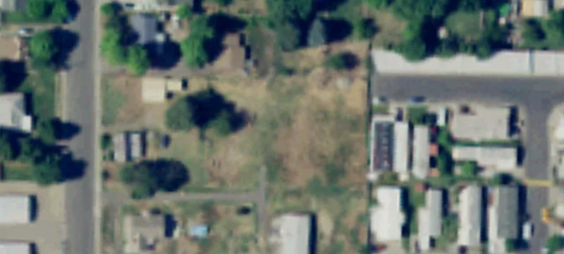 706 Cemetery Rd
