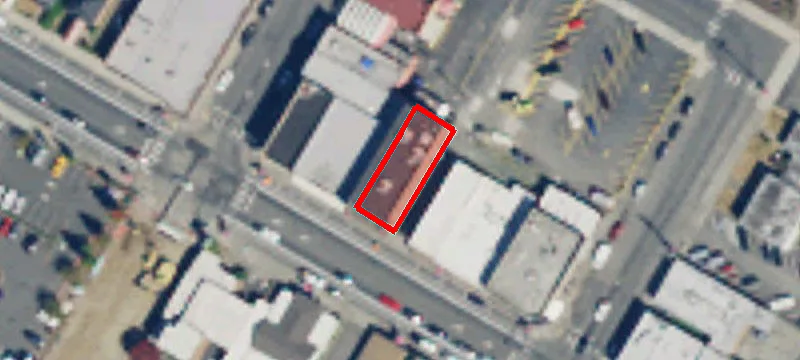 2038 Main St