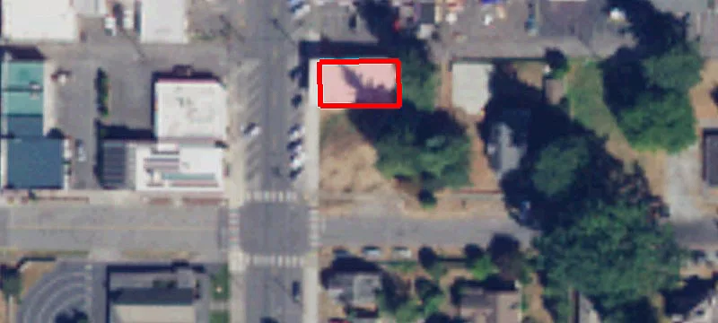 923 3rd St