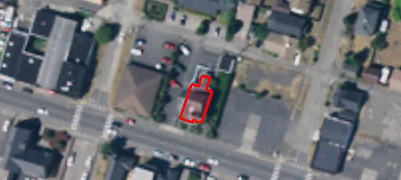 411 Main St