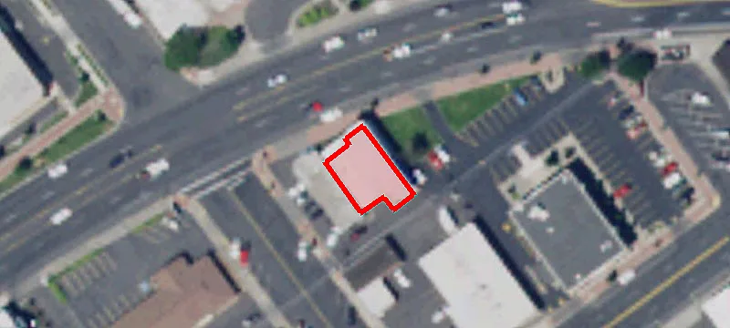 305 Broadway Ave