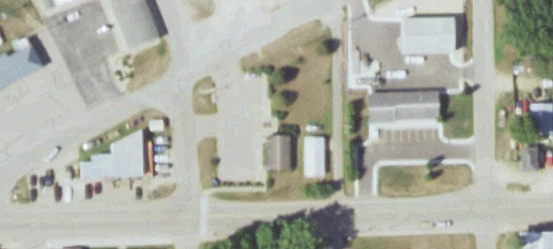 228 Race Ave