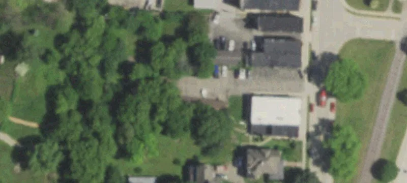 122-122 Un St, Unit 1