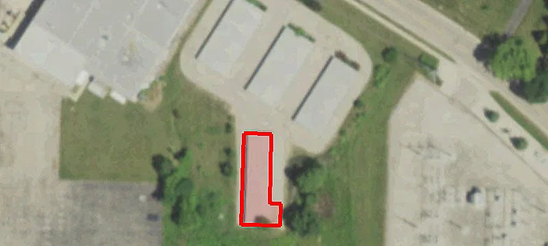 536 Tyranena Park Rd