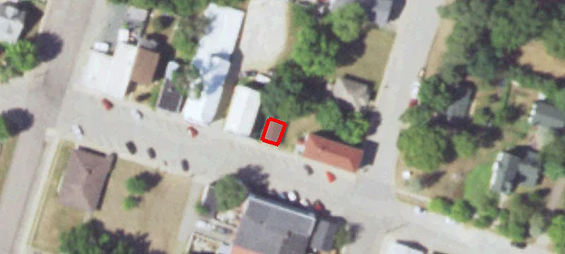 406 2nd St