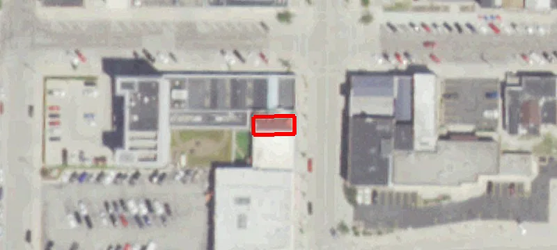 114 8th St