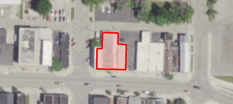 136 Main St