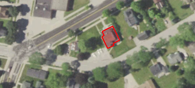 125 Grn Bay Ave