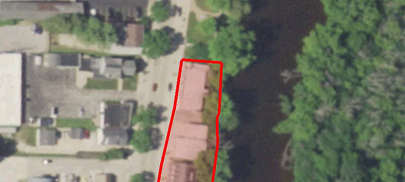 174 Main St