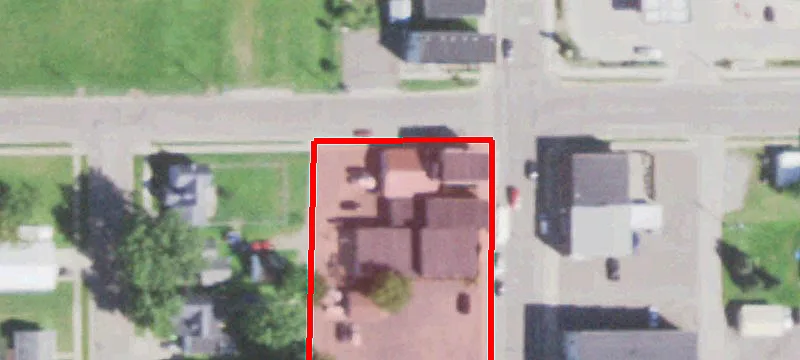 200 Broadway St