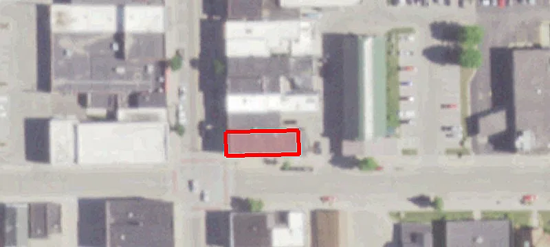 152 Main St
