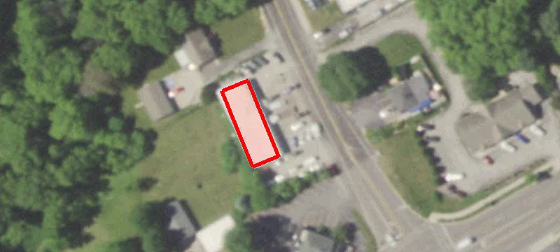 125 Riverside Dr