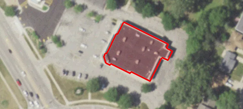 1995 Main St