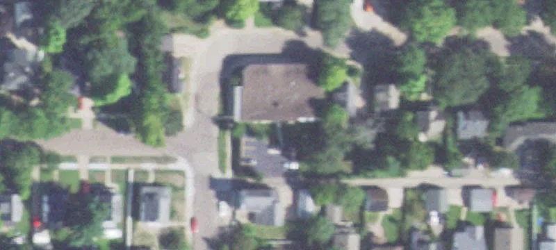 1305 Woodland Ave