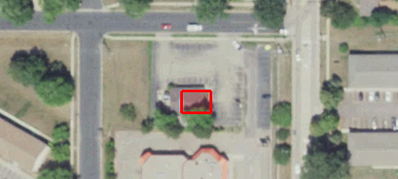 1005 Main St
