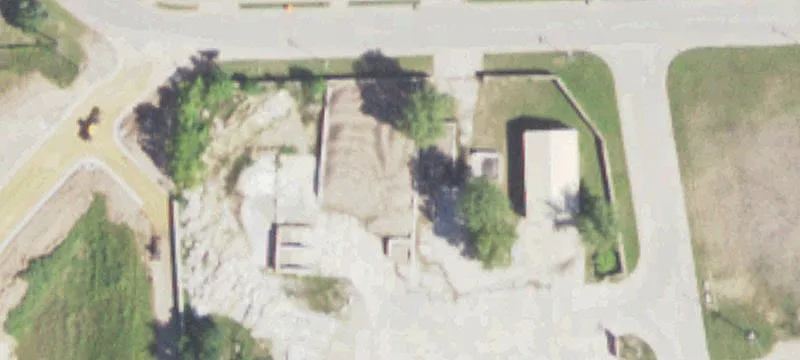 604 Empire St