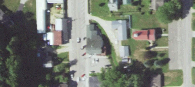 421 Main St