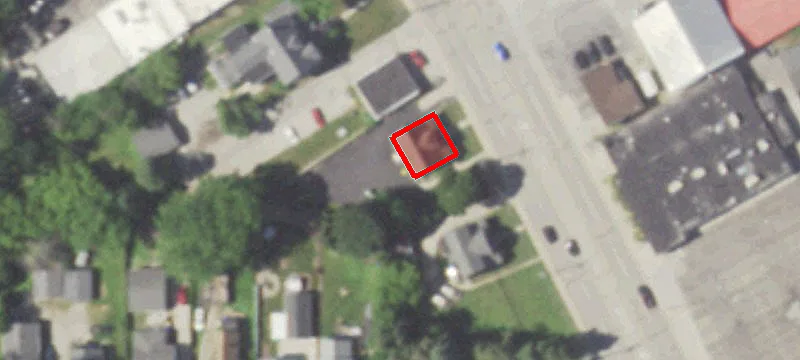 1616 Main St