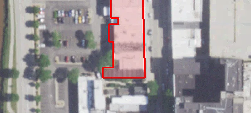 18 Main St