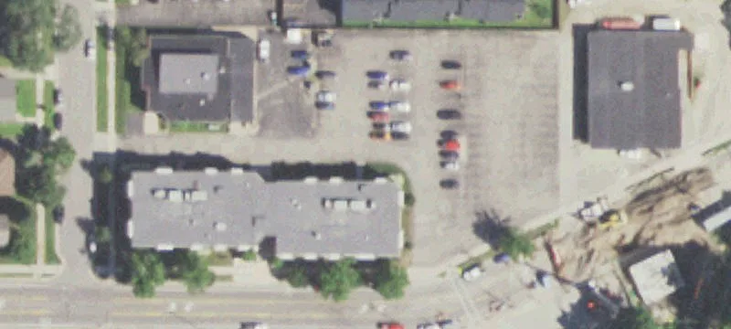 811 Monitor St