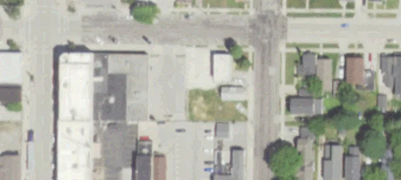 707 Chicago St