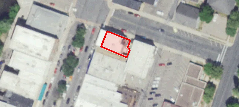 124 Main St