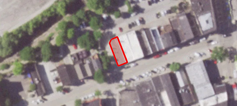 384 Main St