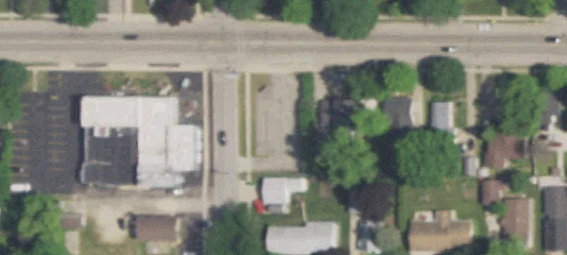 404 Kenosha St