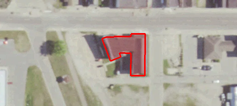 635 Main St