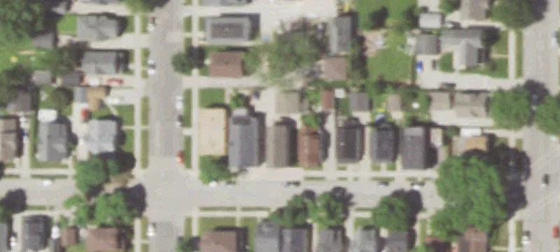 1028 Lincoln Ave