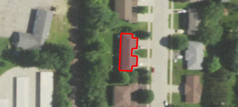695 Main St