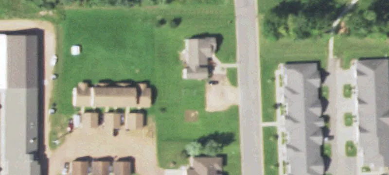 707 Community Dr