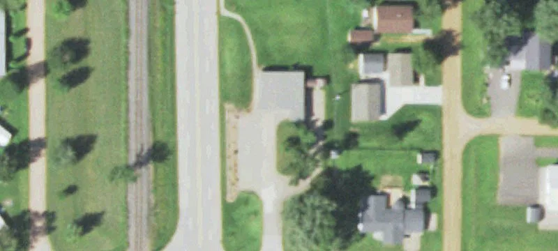 102 2nd St