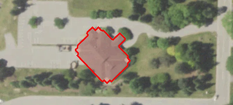7007 Range Line Rd