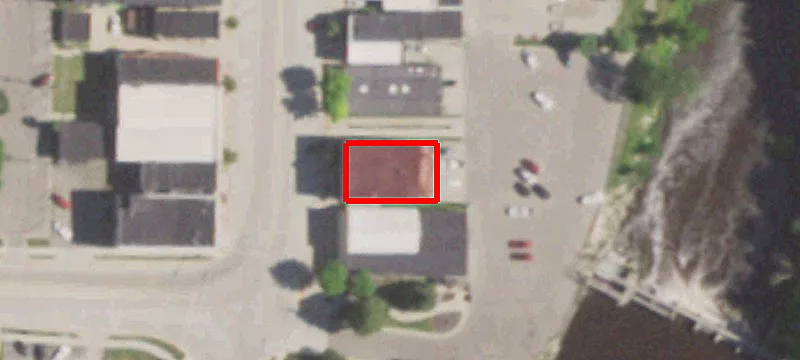 126 Main St