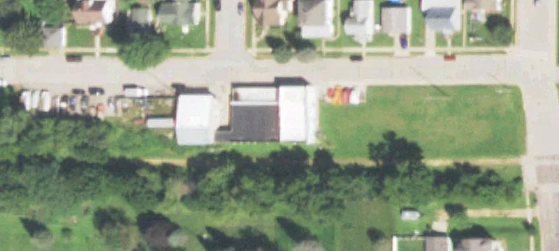 1415 James St