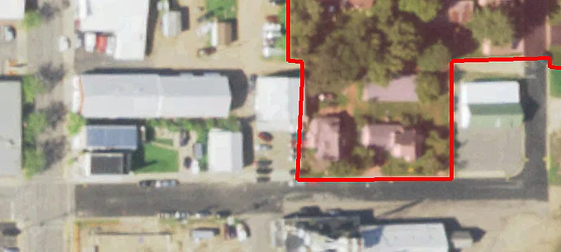 211 3rd Ave