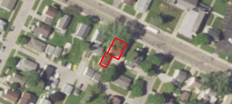 1037 Shawano Ave