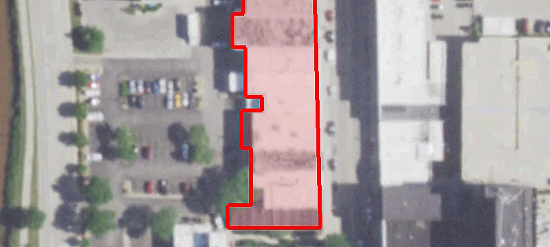 24 Main St