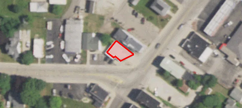 152 Main St