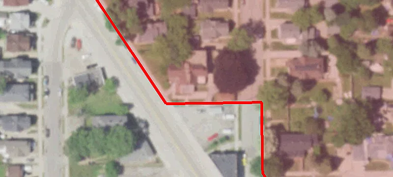 1435 Douglas Ave